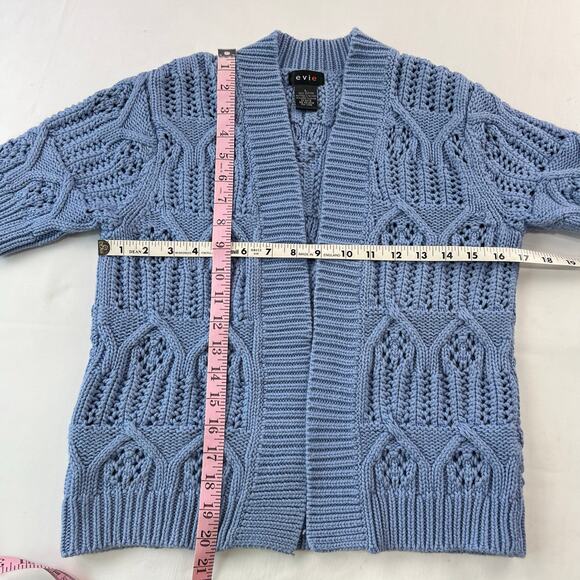 Evie Vintage Blue Eyelet Cardigan Sweater Short Sleeve Women's size Large - Picture 4 of 5